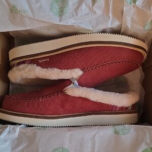 Womens Sanuk Red Cozy Vibe Slipper